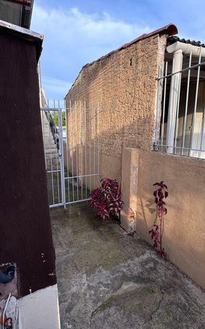 Casa à venda com 158m², 3 quartos e 1 vaga Casa à venda com 158m², 3 quartos e 1 vagaÁrea comum