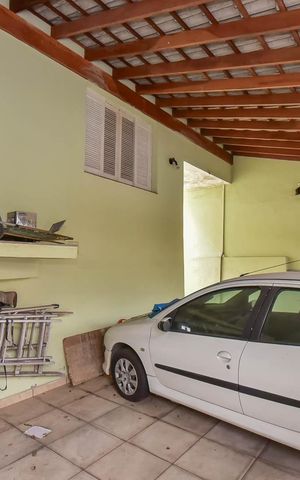 Casa à venda com 500m², 5 quartos e 3 vagas Casa à venda com 500m², 5 quartos e 3 vagasGaragem