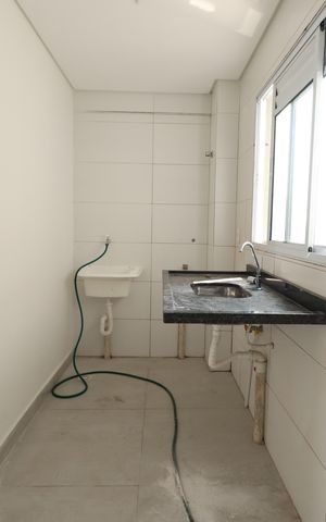 Apartamento para alugar com 45m², 2 quartos e sem vagaCozinha e Área de Serviço