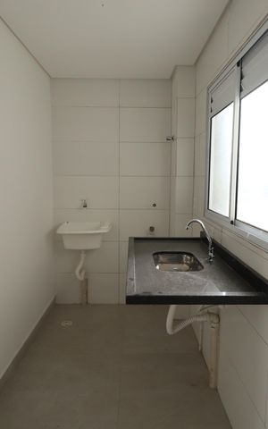 Apartamento para alugar com 45m², 2 quartos e sem vagaCozinha e Área de Serviço