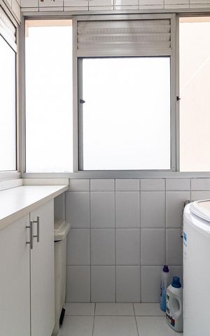 Apartamento à venda com 61m², 3 quartos e 2 vagas Apartamento à venda com 61m², 3 quartos e 2 vagasLavanderia