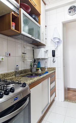 Apartamento à venda com 61m², 3 quartos e 2 vagas Apartamento à venda com 61m², 3 quartos e 2 vagasCozinha