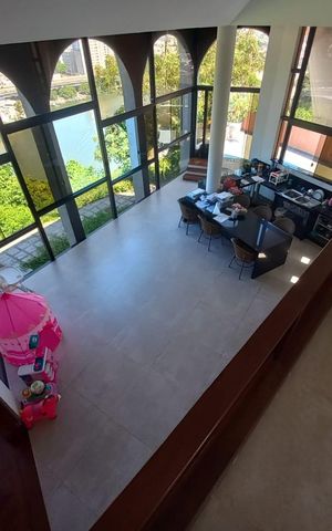 Casa à venda com 540m², 4 quartos e 4 vagas