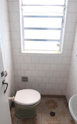 Casa para alugar com 315m², 3 quartos e 5 vagasBanheiro 2