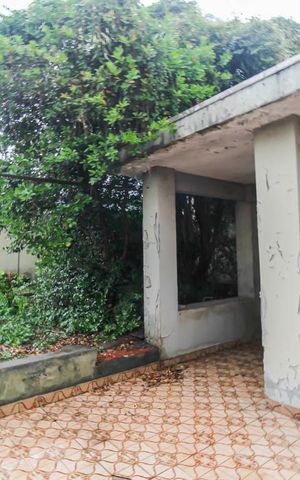 Casa à venda com 912m², 4 quartos e 10 vagas Casa à venda com 912m², 4 quartos e 10 vagasJardim