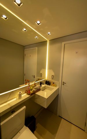 Apartamento à venda com 74m², 3 quartos e 2 vagas Apartamento à venda com 74m², 3 quartos e 2 vagasBanheiro Social