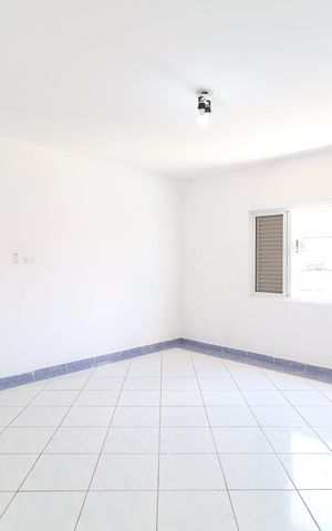 Casa à venda com 248m², 3 quartos e 7 vagas Casa à venda com 248m², 3 quartos e 7 vagasQuarto 2