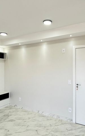 Apartamento à venda com 55m², 2 quartos e 1 vaga Apartamento à venda com 55m², 2 quartos e 1 vagaSala