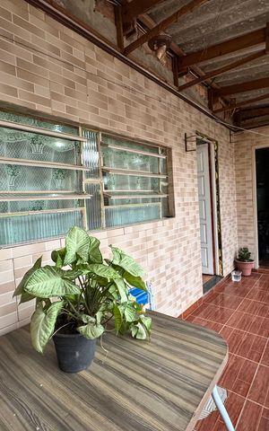 Casa para alugar com 49m², 1 quarto e sem vaga Casa para alugar com 49m², 1 quarto e sem vagaÁrea comum
