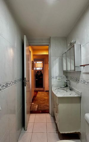 Apartamento à venda com 128m², 3 quartos e 1 vaga Apartamento à venda com 128m², 3 quartos e 1 vagaBanheiro Social