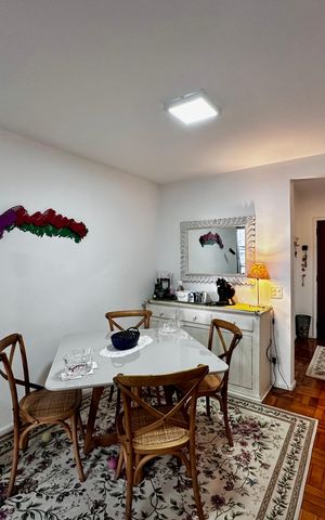 Apartamento à venda com 128m², 3 quartos e 1 vaga Apartamento à venda com 128m², 3 quartos e 1 vagaSala