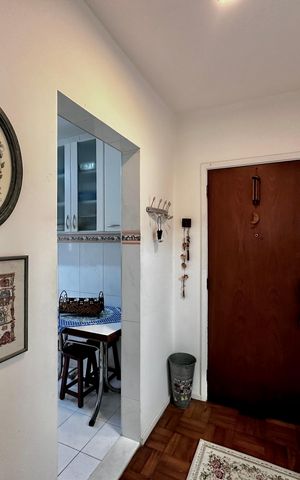 Apartamento à venda com 128m², 3 quartos e 1 vaga Apartamento à venda com 128m², 3 quartos e 1 vagaEntrada Apartamento