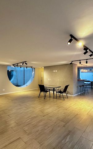 Apartamento à venda com 128m², 3 quartos e 1 vaga Apartamento à venda com 128m², 3 quartos e 1 vagaÁrea comum - Salão de Festas