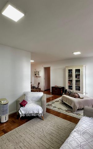Apartamento à venda com 128m², 3 quartos e 1 vaga Apartamento à venda com 128m², 3 quartos e 1 vagaSala
