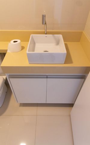 Apartamento à venda com 55m², 2 quartos e 1 vagaBanheiro Social