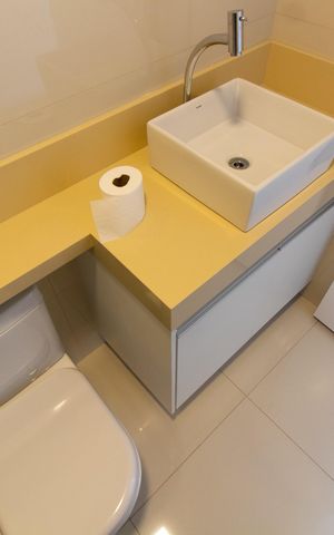 Apartamento à venda com 55m², 2 quartos e 1 vagaBanheiro Social
