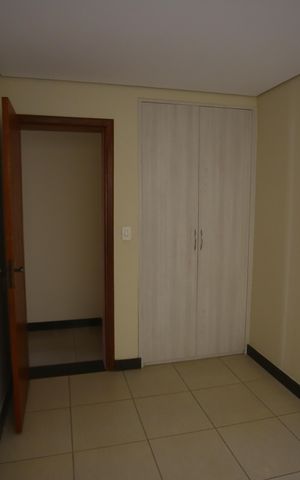 Casa para alugar com 384m², 5 quartos e 5 vagasQuarto 2