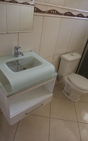 Casa para alugar com 384m², 5 quartos e 5 vagasBanheiro Social 2