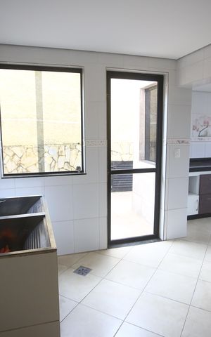 Casa para alugar com 384m², 5 quartos e 5 vagasÁrea de Serviço