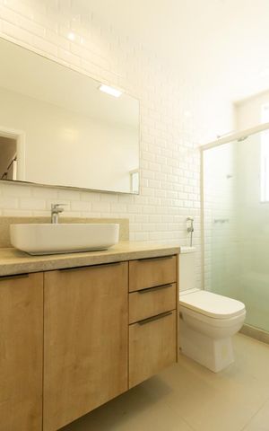 Apartamento para alugar com 85m², 3 quartos e sem vaga Apartamento para alugar com 85m², 3 quartos e sem vagaBanheiro social 1