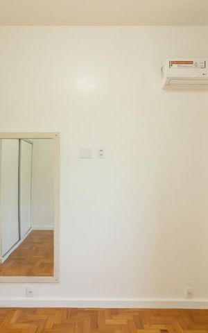 Apartamento para alugar com 85m², 3 quartos e sem vaga Apartamento para alugar com 85m², 3 quartos e sem vagaDetalhe do quarto 1