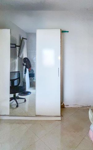 Casa à venda com 182m², 5 quartos e 4 vagas Casa à venda com 182m², 5 quartos e 4 vagasSuíte