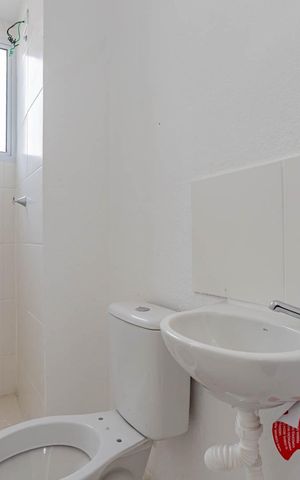 Casa de condomínio à venda com 44m², 2 quartos e sem vagaBanheiro