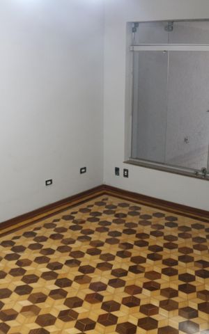 Casa à venda com 113m², 2 quartos e 3 vagasSala