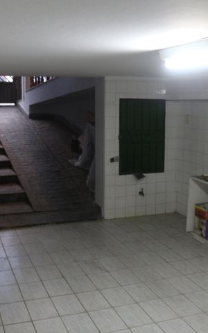 Casa à venda com 113m², 2 quartos e 3 vagasGaragem