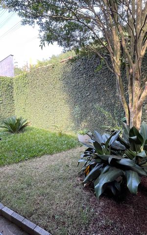 Casa à venda com 410m², 3 quartos e 8 vagasQuintal