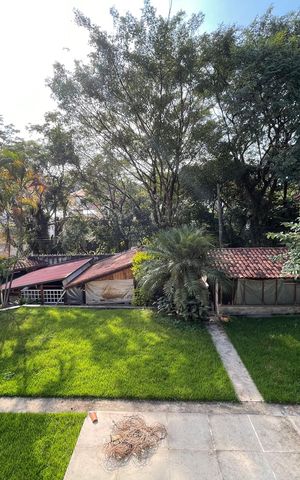 Casa à venda com 410m², 3 quartos e 8 vagasQuintal