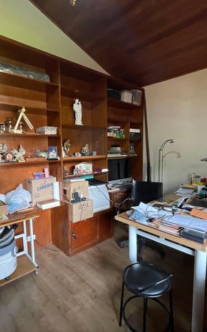 Casa à venda com 410m², 3 quartos e 8 vagasQuarto 2