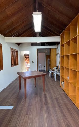 Casa à venda com 410m², 3 quartos e 8 vagasSala 4