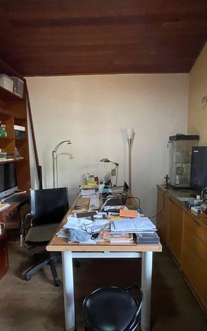 Casa à venda com 410m², 3 quartos e 8 vagasQuarto 2