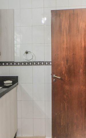 Casa à venda com 159m², 3 quartos e 2 vagas Casa à venda com 159m², 3 quartos e 2 vagasBanheiro