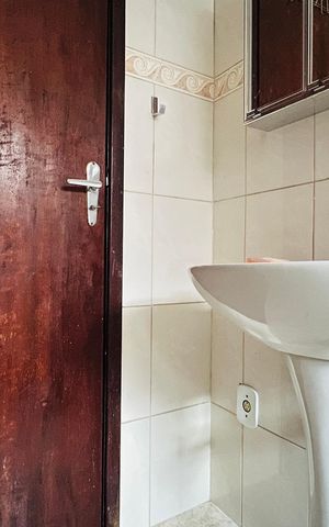 Casa para alugar com 281m², 3 quartos e 2 vagasBanheiro 3