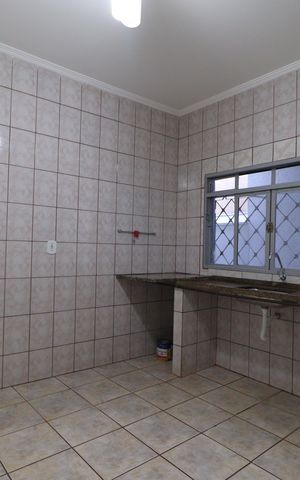 Casa para alugar com 442m², 3 quartos e 1 vagaCozinha