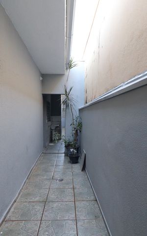 Casa para alugar com 442m², 3 quartos e 1 vagaCorredor area de serviço