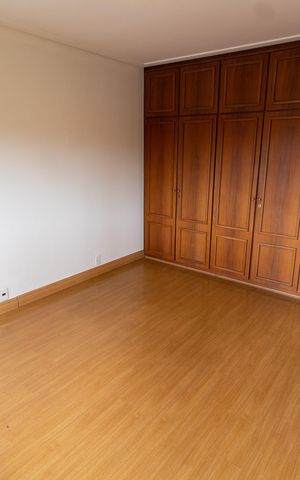 Apartamento à venda com 450m², 6 quartos e 3 vagas Apartamento à venda com 450m², 6 quartos e 3 vagasSuíte 4