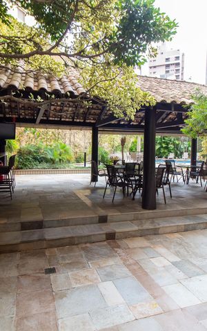 Apartamento à venda com 450m², 6 quartos e 3 vagas Apartamento à venda com 450m², 6 quartos e 3 vagasÁrea comum