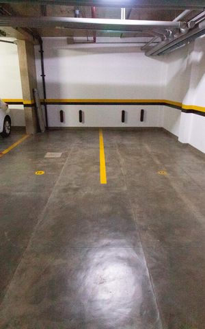 Apartamento à venda com 450m², 6 quartos e 3 vagas Apartamento à venda com 450m², 6 quartos e 3 vagasGaragem