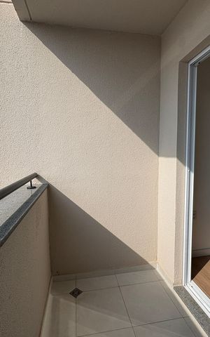 Apartamento para alugar com 60m², 2 quartos e 1 vagaSacada