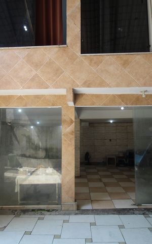 Casa à venda com 200m², 1 quarto e 4 vagasFrente da casa