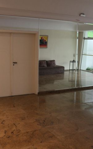 Apartamento à venda com 200m², 3 quartos e 2 vagasHall social