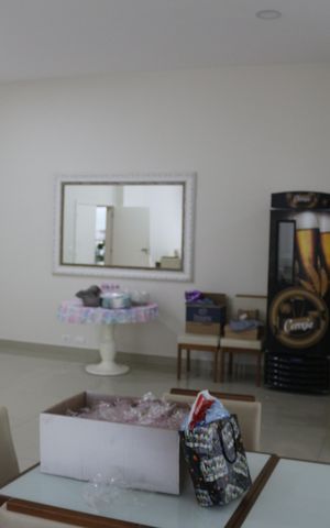 Apartamento à venda com 200m², 3 quartos e 2 vagasÁrea comum - Salão de festas