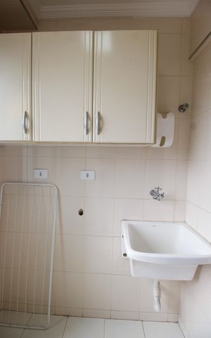 Apartamento para alugar com 70m², 2 quartos e 1 vagaÁrea de Serviço