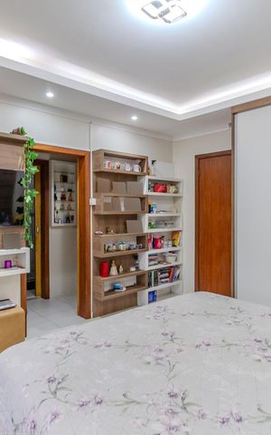 Casa à venda com 250m², 4 quartos e 2 vagas Casa à venda com 250m², 4 quartos e 2 vagasSuíte