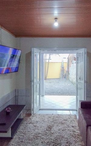Casa à venda com 90m², 2 quartos e 1 vaga Casa à venda com 90m², 2 quartos e 1 vagaSala