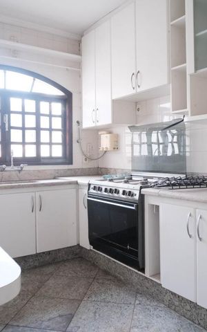 Casa à venda com 400m², 3 quartos e 5 vagasCozinha