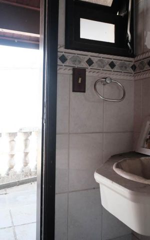 Casa à venda com 400m², 3 quartos e 5 vagasBanheiro de Serviço
